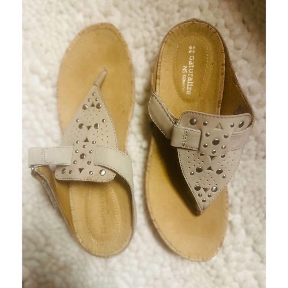 Naturalizer Happy Camel Silver Studded Boho Cork Footbed Slip on Thong Sandals 7